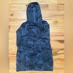 Athleta Men's Dark Blue Swirl Sweater